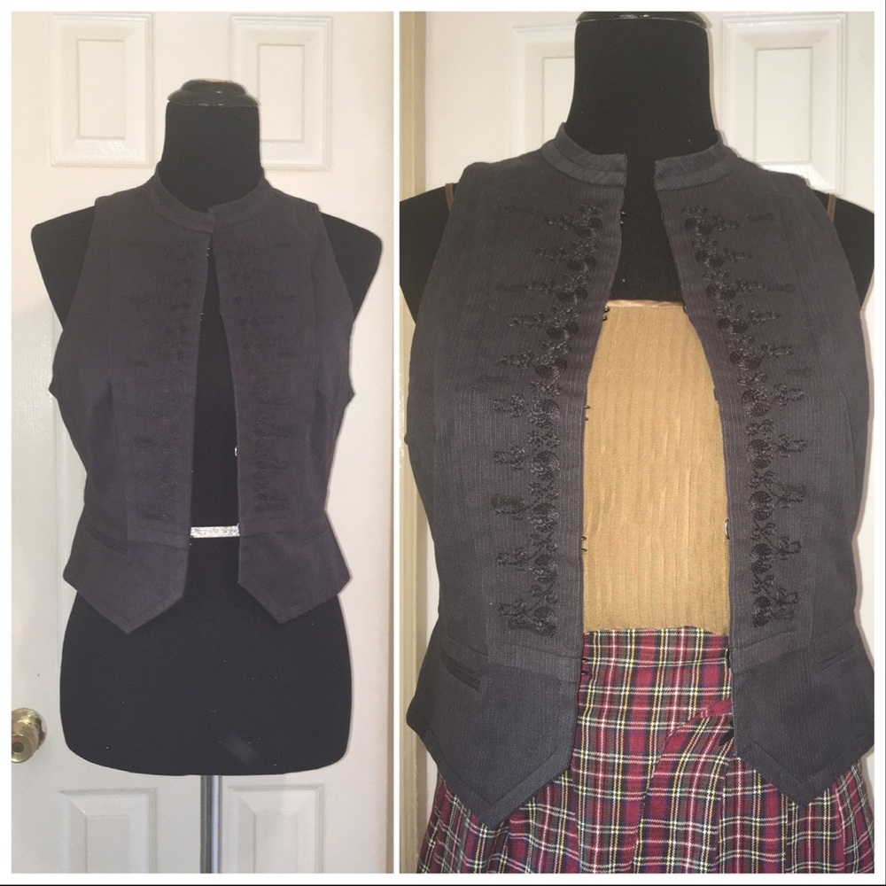 🍂🍁 Fall Ann Taylor LOFT Dk Gray Pinstripe Embroidered Vest Sz 8